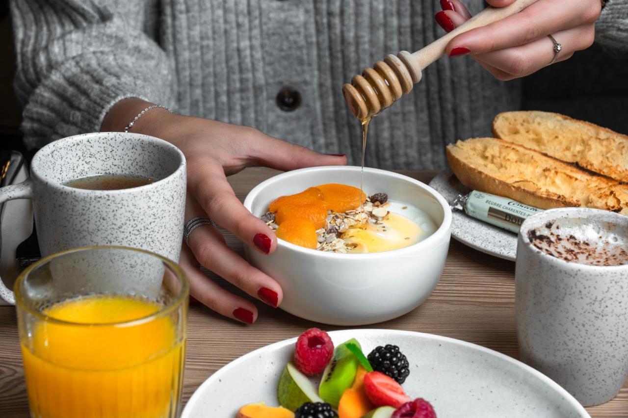 Tribe Paris La Defense Esplanade Hotel Курбьовоа Екстериор снимка